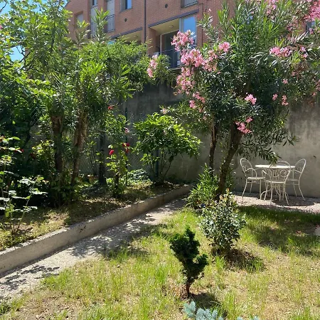 Апартаменты Carrara Deluxe