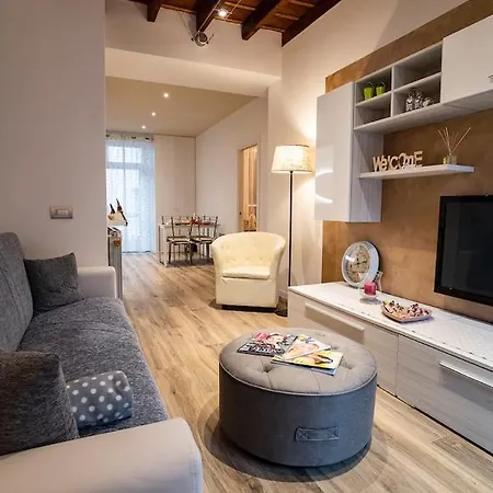 Carrara Deluxe Апартаменты