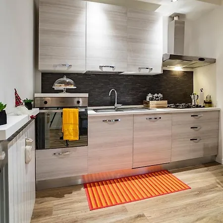 Апартаменты Carrara Deluxe Бергамо