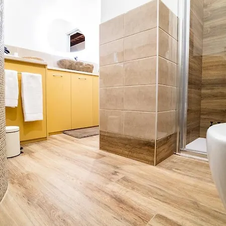 Апартаменты Carrara Deluxe