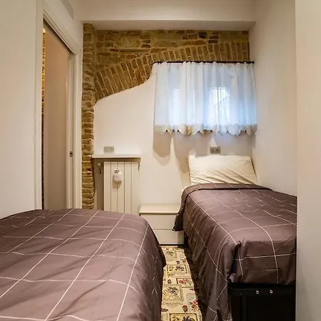 Carrara Deluxe Lägenhet