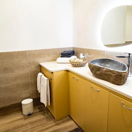 Carrara Deluxe Lägenhet